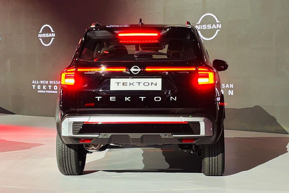 Nissan Tekton rear view showcasing connected LED taillights and SUV styling
