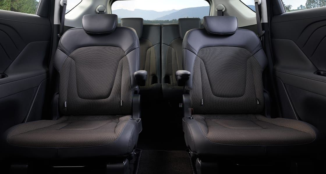 Hyundai Stargazer captain seats