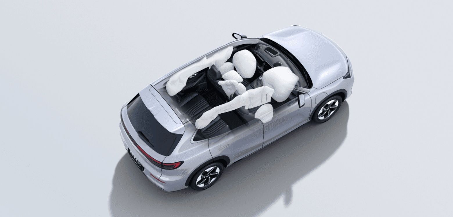 Geely EX5 with advanced airbag safety system.