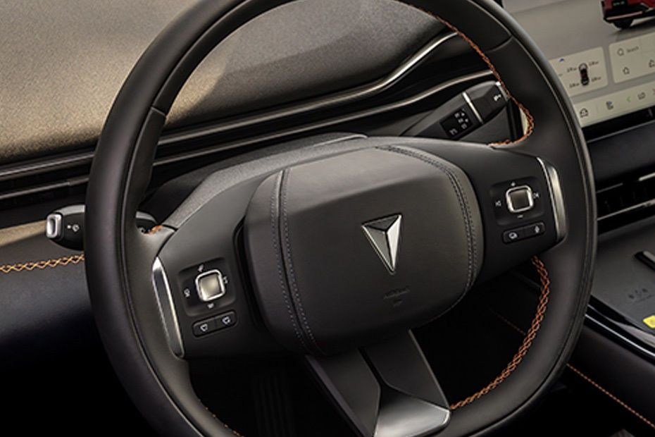 Deepal S05 steering wheel showcasing built-in controls and premium cabin details.
