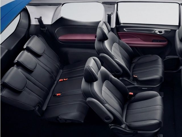GAC M6 Pro three-row seating layout with captain's chairs and spacious rear passenger accommodation.