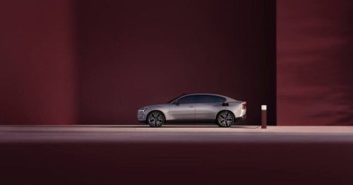 Top 7 Volvo ES90 Colours: Which One Should UAE Buyers Choose?