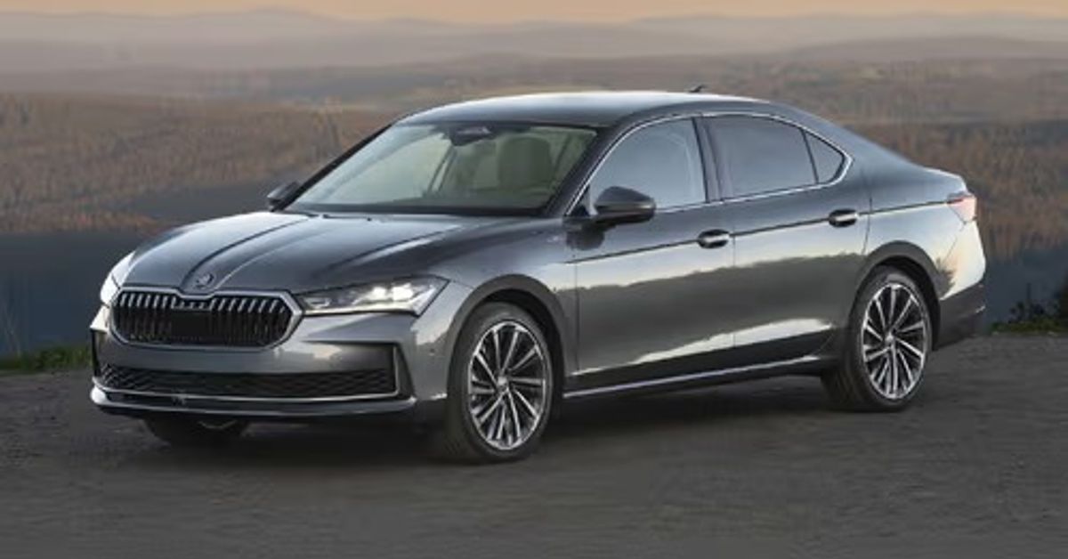 Škoda Superb: Sharp LED Design Meets Spacious, Tech-Rich Cabin