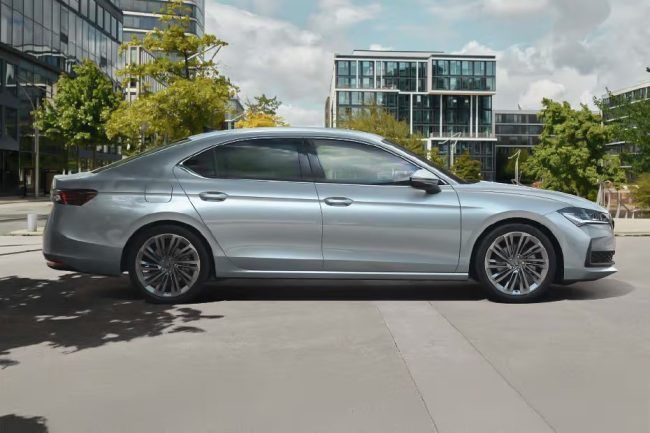 Skoda Superb UAE