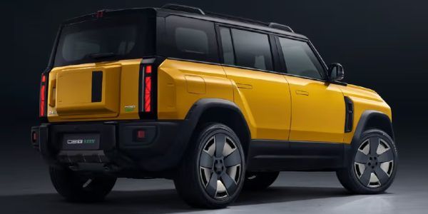 iCAUR 03T Sahara Yellow Dubai