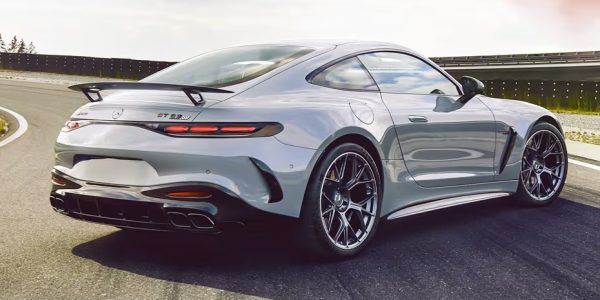 Mercedes-AMG GT 63 Pro