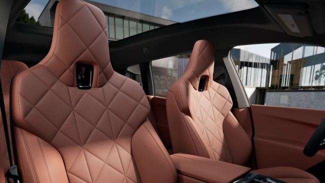 BMW iX xDrive60 Interior Seats