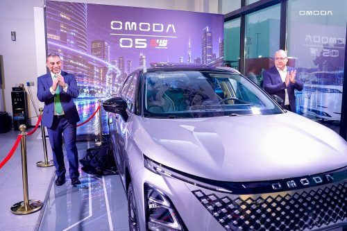 Omoda O5 HEV launched in Sharjah: hybrid SUV with 1,000km range