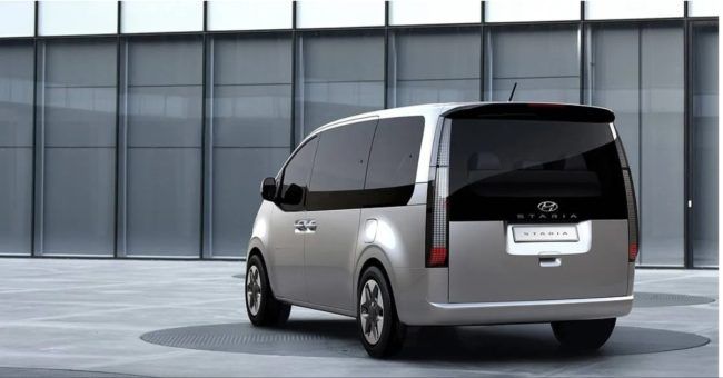 Hyundai Staria performance