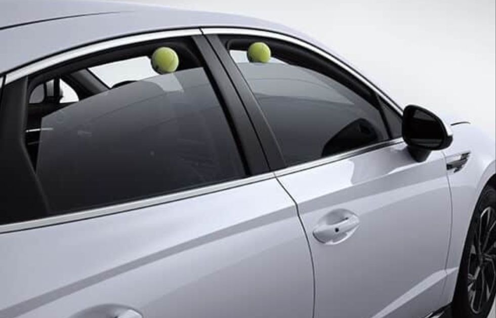  Hyundai Sonata safety window