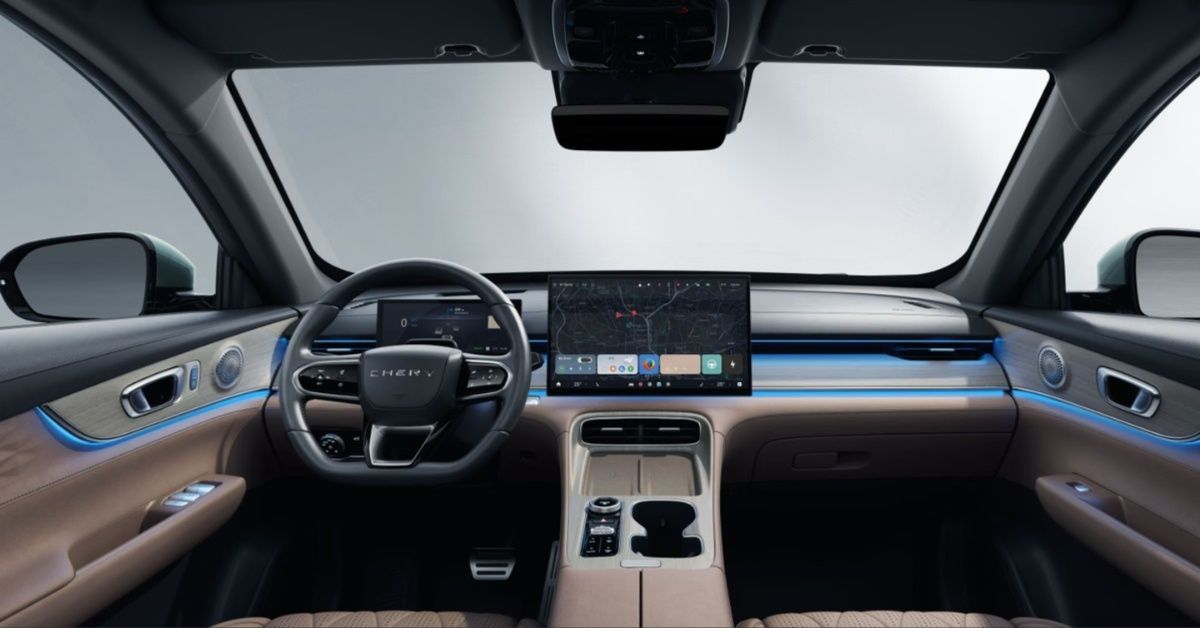 Chery Arrizo 8 interior