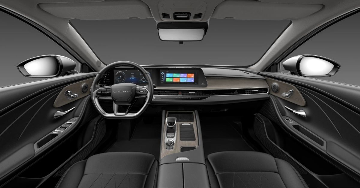 Chery Arrizo 8 interior