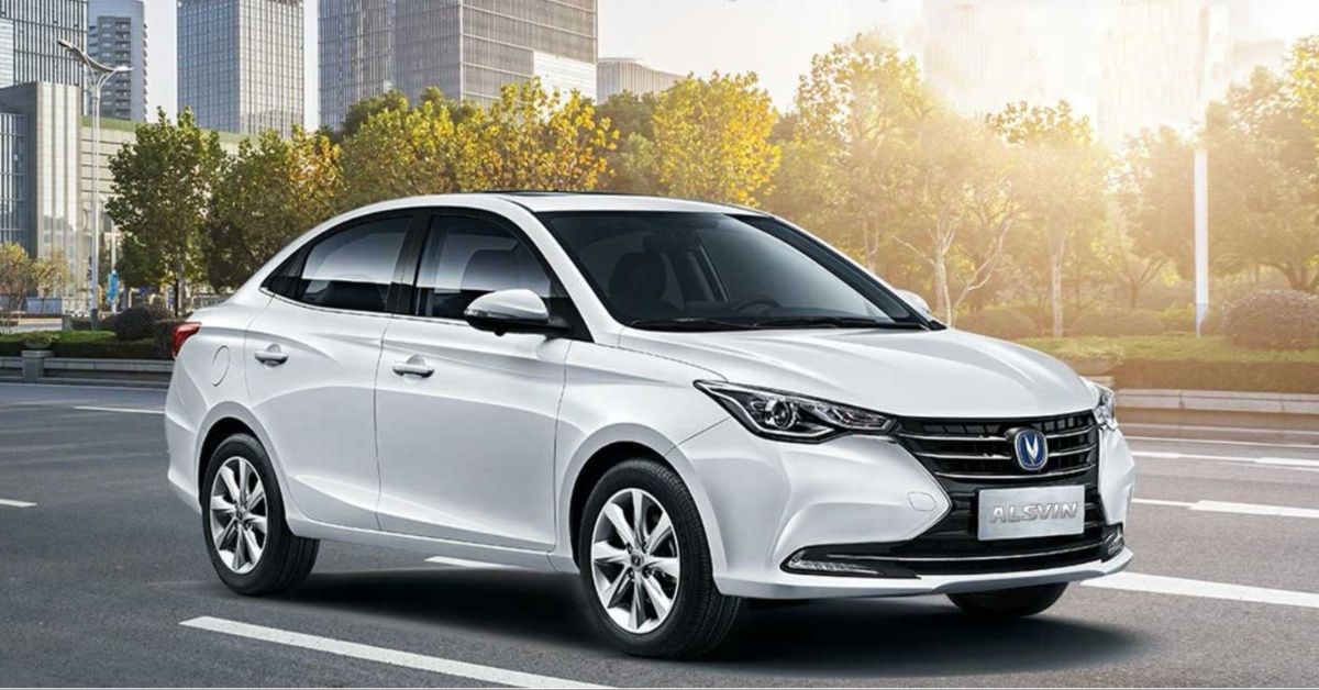 Changan Alsvin side view