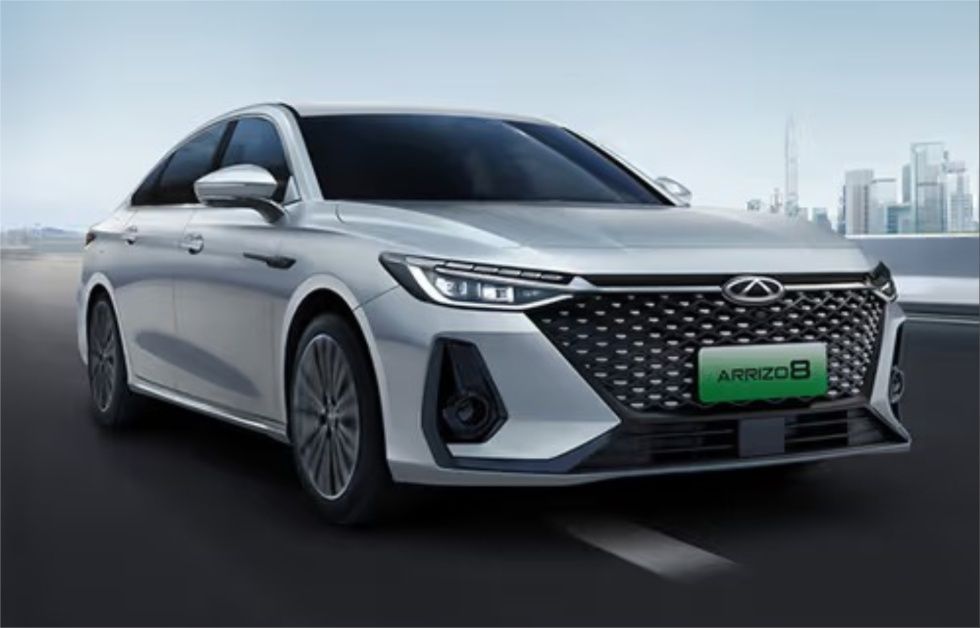 Chery Arrizo 8 silver shade