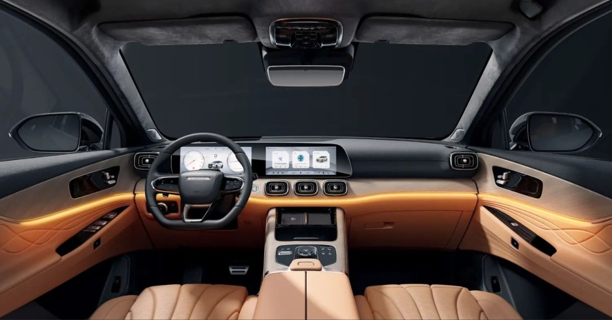 JAECOO J8 SHS Interior View