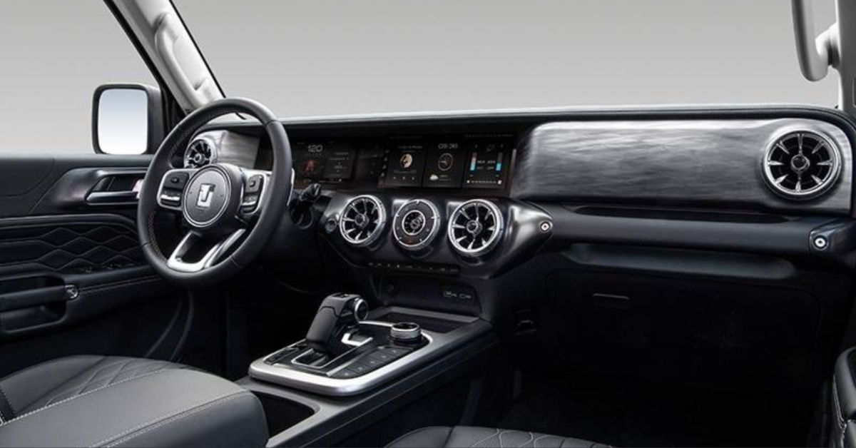 GWM Tank 300 HEV Interior View
