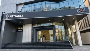 AWR Automotive Moves Renault Showroom to Sheikh Zayed Road: What Dubai Buyers Should Know